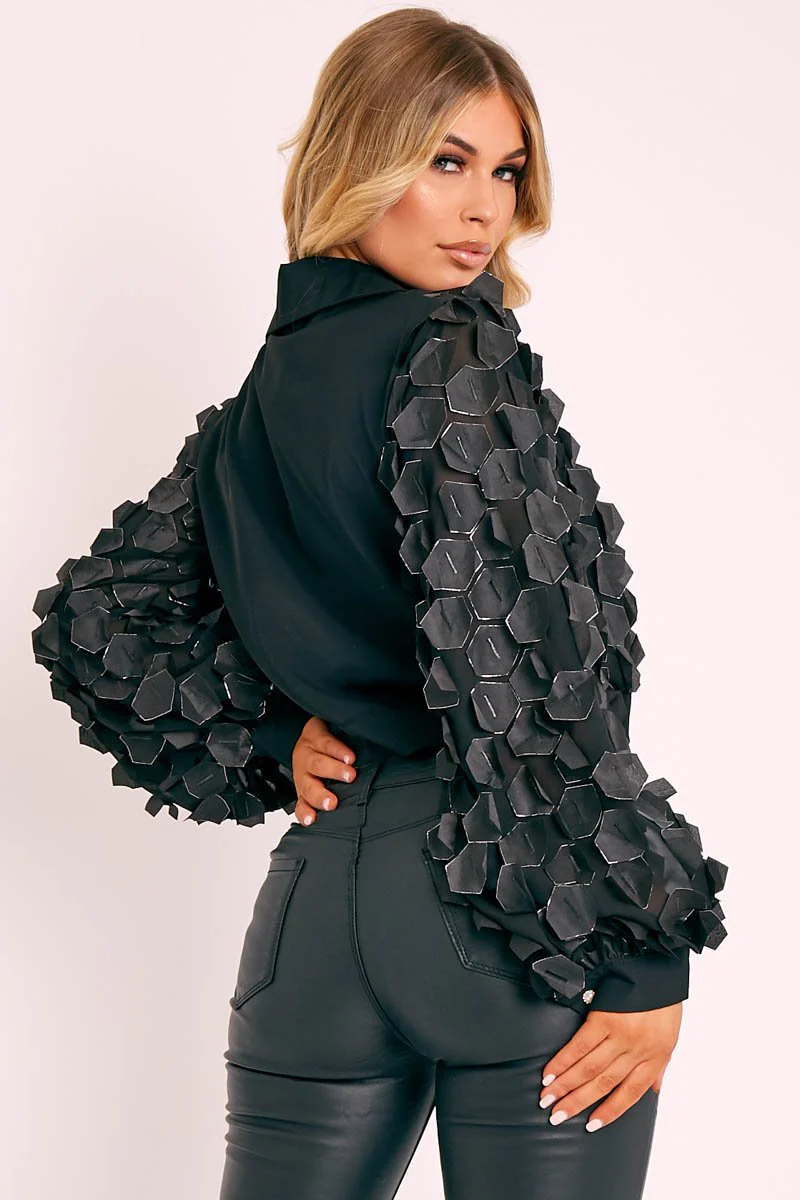 Black Geometric Applique Button Front Cropped Shirt - Kabella - Image 4