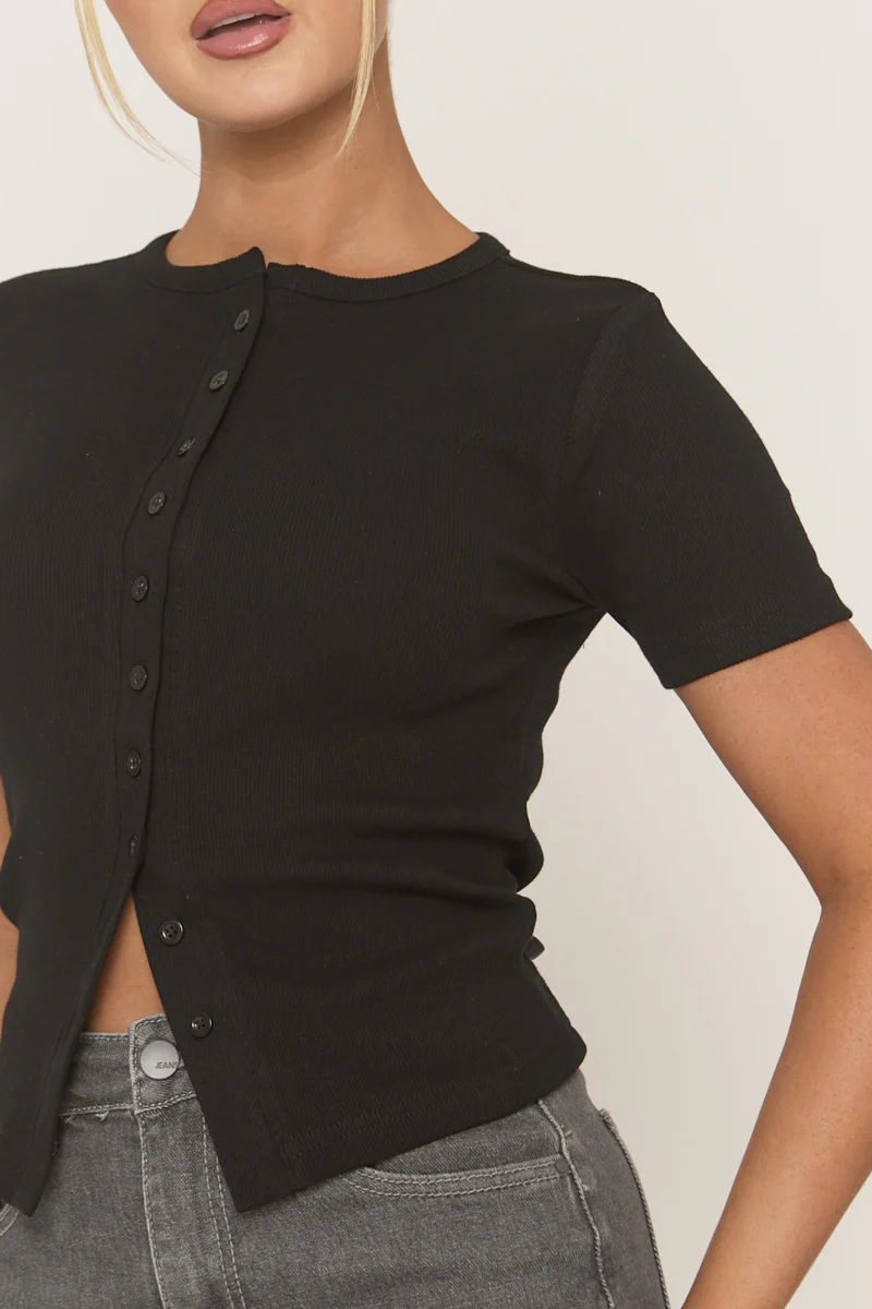 Black Short Sleeve Button Front Rib Top - Rosheen - Image 4