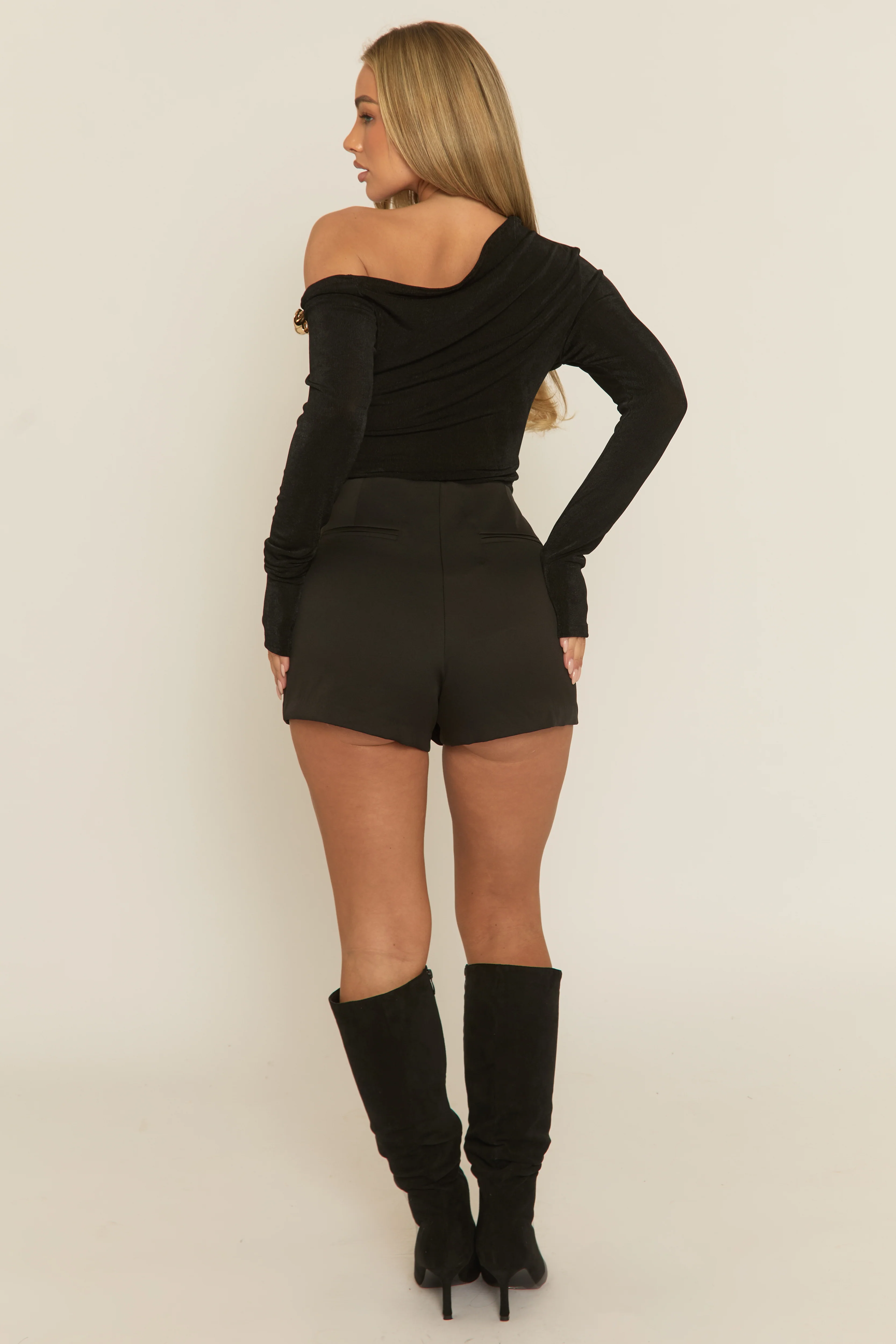 Black Tailored Skort - Hayleigh - Image 5