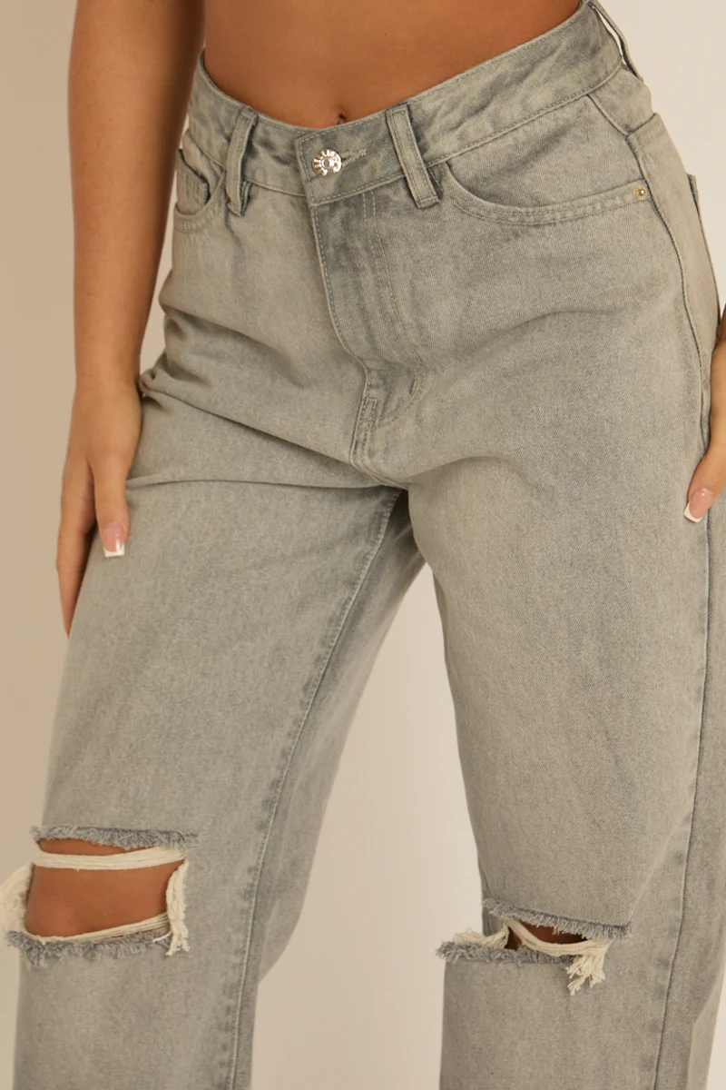 Grey Denim Distressed Knee Extra Long Jeans - Ivelisse - Image 4